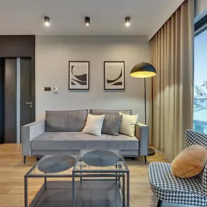 Grand Apartment